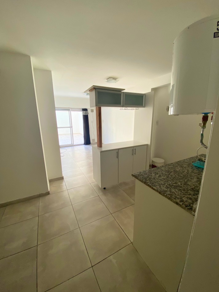 Venta | Departamento con Enorme Patio Privado | Italia 1546