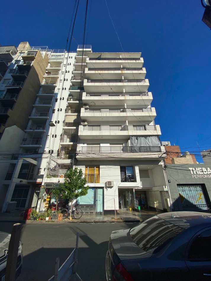 Venta | Departamento con Enorme Patio Privado | Italia 1546