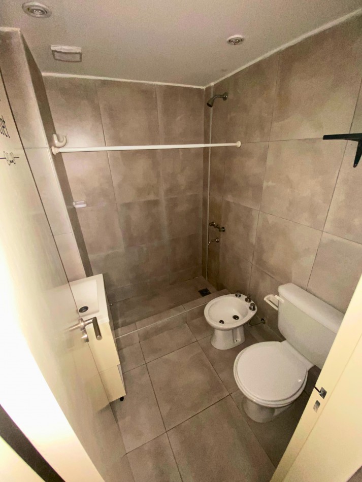 Venta | Departamento con Enorme Patio Privado | Italia 1546