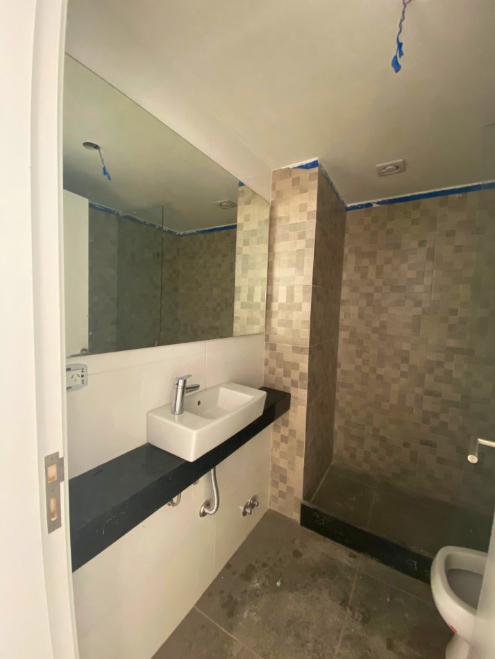 Venta | Departamento 1 Dormitorio con Enorme Patio Exclusivo con Parrillero | Ov Lagos 1269