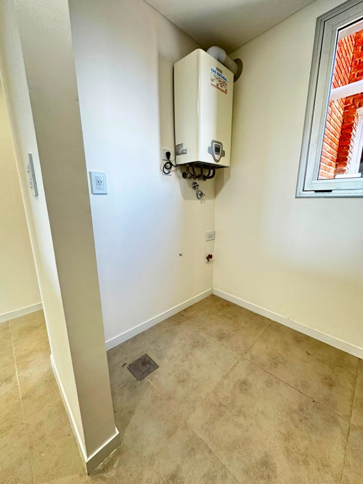 Alquiler | 1 Dormitorio con balcon al frente | Ov Lagos 1269