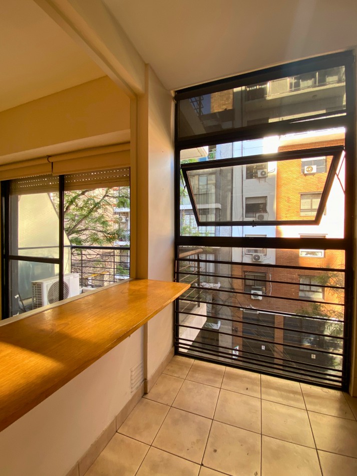 Venta | 1 Dormitorio con balcon | Brown y Bv Oroño