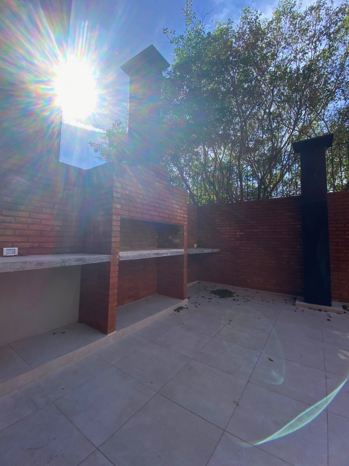 Venta | Departamento 1 Dormitorio con Enorme Patio Exclusivo con Parrillero | Ov Lagos 1269