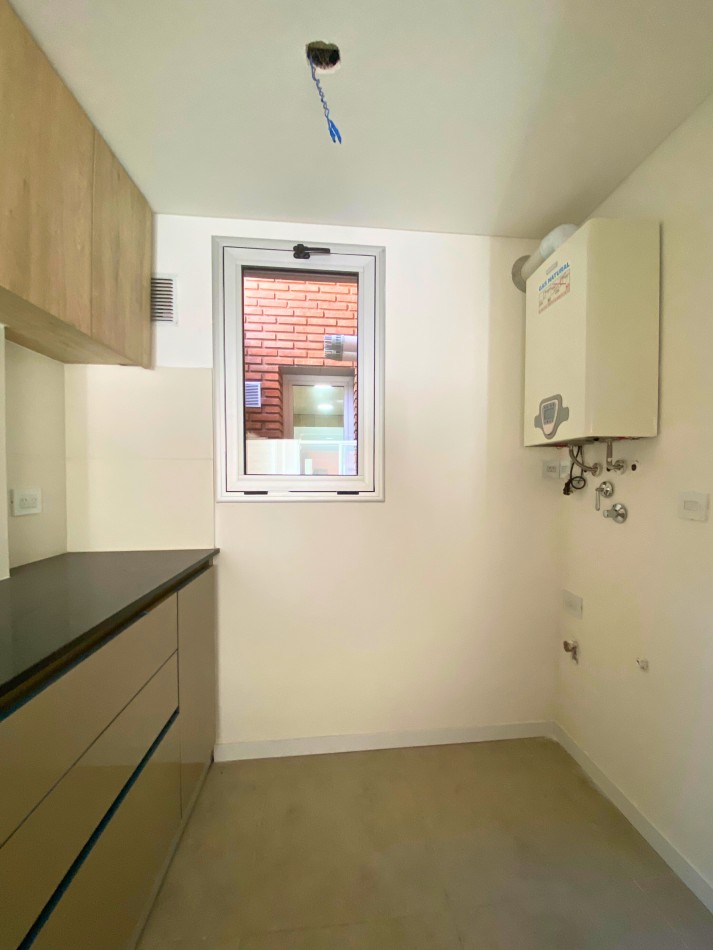 Venta | Departamento 1 Dormitorio con Enorme Patio Exclusivo con Parrillero | Ov Lagos 1269