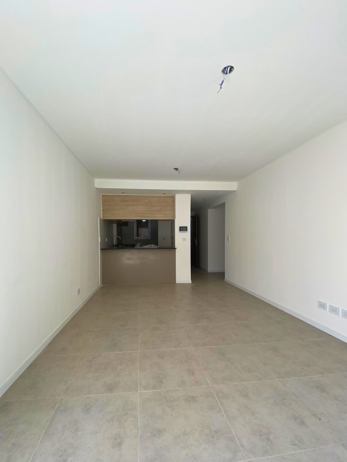 Venta | Departamento 1 Dormitorio con Enorme Patio Exclusivo con Parrillero | Ov Lagos 1269
