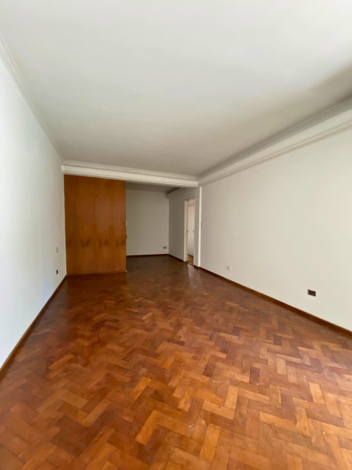 Venta | Departamento 3 Dormitorios y Cochera | Pje Cajaraville 165