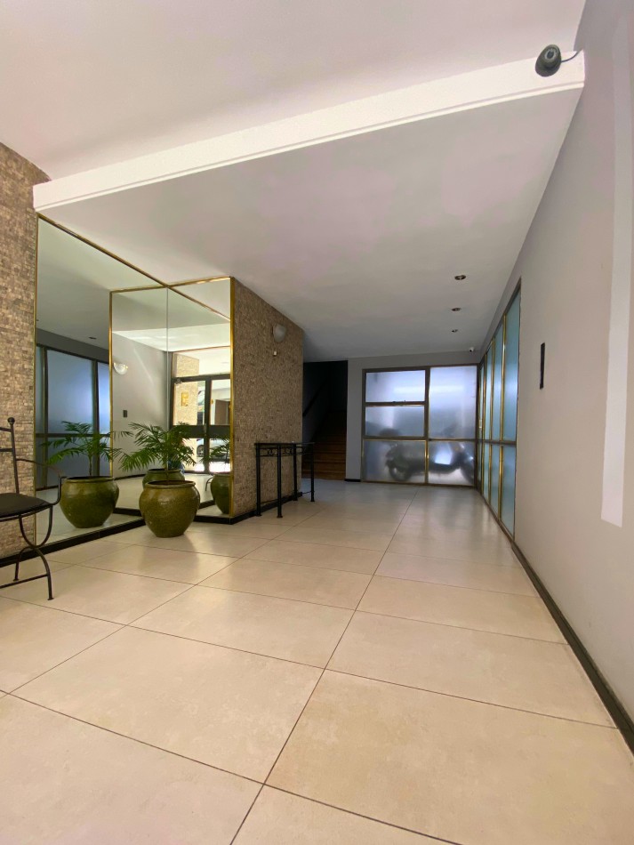 Venta | Departamento 3 Dormitorios y Cochera | Pje Cajaraville 165