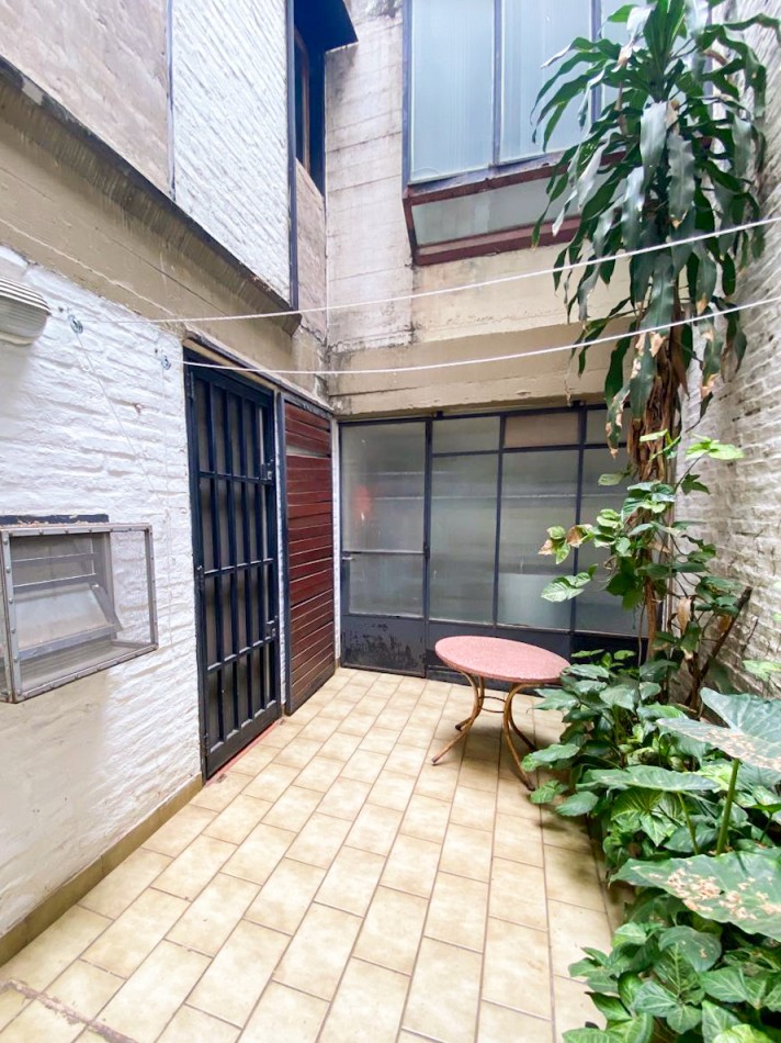 Venta | Departamento 2 Dormitorios con patio exclusivo | Callao 940