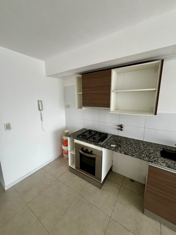 ALQUILER | MONOAMBIENTE | 9 DE JULIO 2640