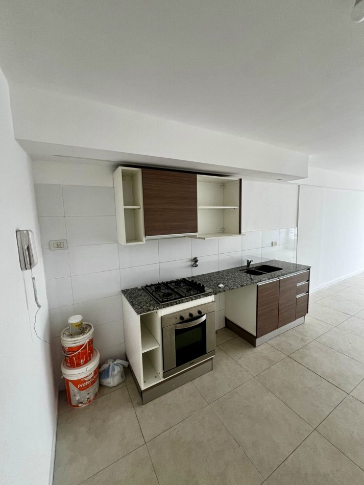 ALQUILER | MONOAMBIENTE | 9 DE JULIO 2640