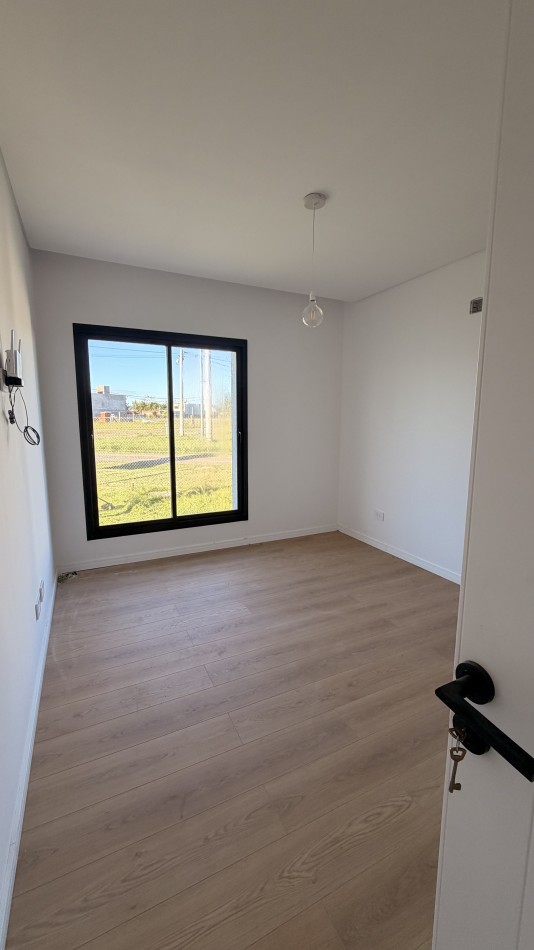 VENTA | VIVIENDA CON JARDIN | PUEBLO ESTHER