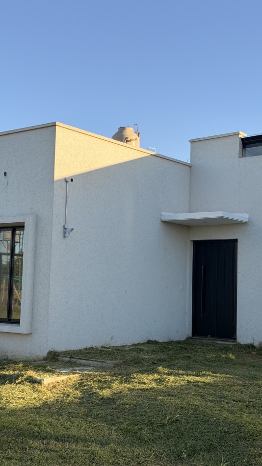 VENTA | VIVIENDA CON JARDIN | PUEBLO ESTHER