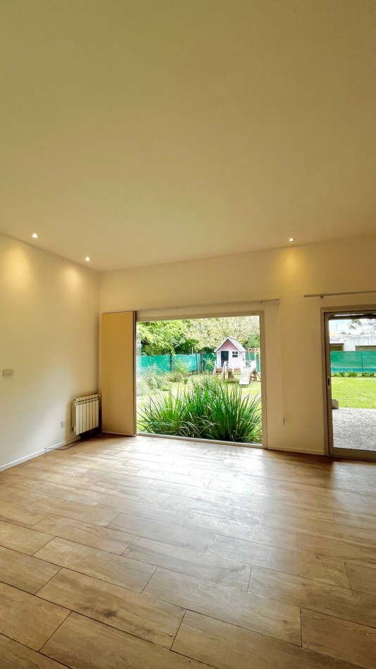 ALQUILER | CASA 3 HABITACIONES | SANTA COLOMA 9094