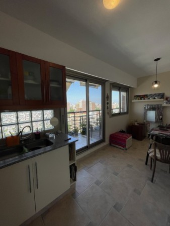 Venta Exclusiva: Piso de 2 Dormitorios con Vista a Plaza Lopez, Cochera y Amenities - Pasaje Storni 777, Rosario