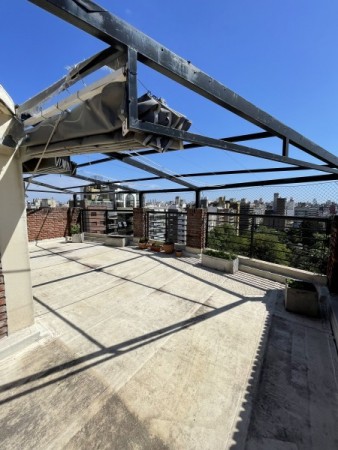 Venta Exclusiva: Piso de 2 Dormitorios con Vista a Plaza Lopez, Cochera y Amenities - Pasaje Storni 777, Rosario