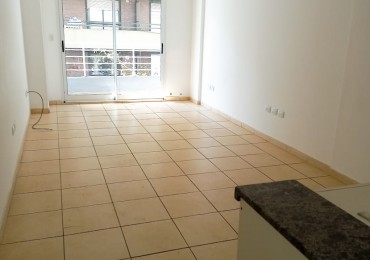 Alquiler | Monoambiente | Pres. Roca 620 piso 02-01