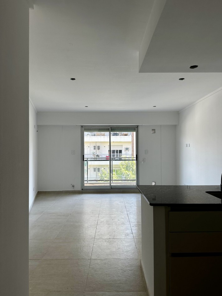 VENTA | 1 HABITACION | SUIPACHA 819