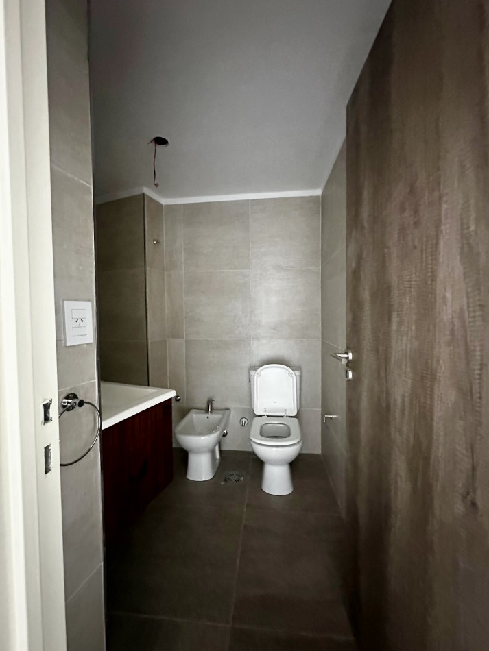 VENTA | 1 HABITACION | SUIPACHA 819