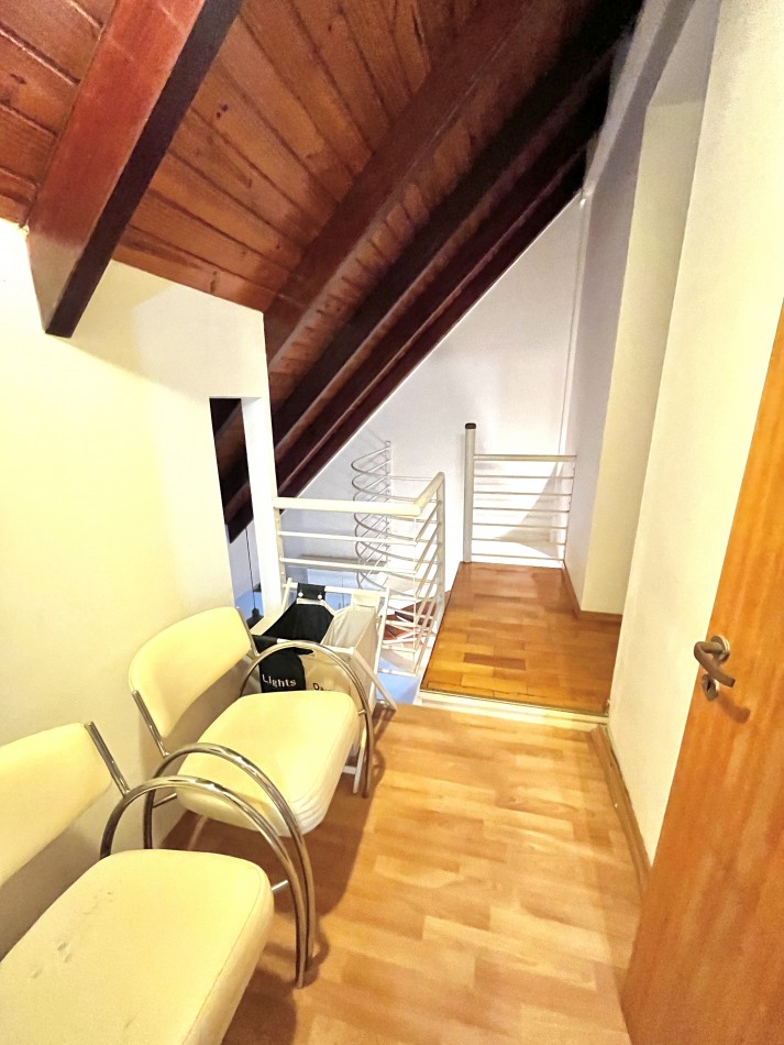 VENTA | 2 HABITACIONES + COMODIN | 3 DE FEBRERO 66