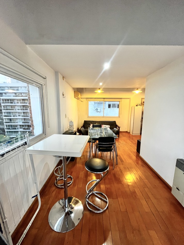 VENTA | 2 HABITACIONES + COMODIN | 3 DE FEBRERO 66