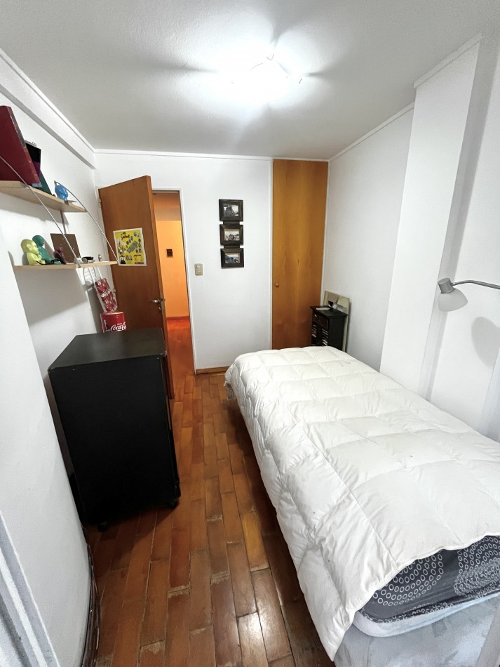 VENTA | 2 HABITACIONES + COMODIN | 3 DE FEBRERO 66