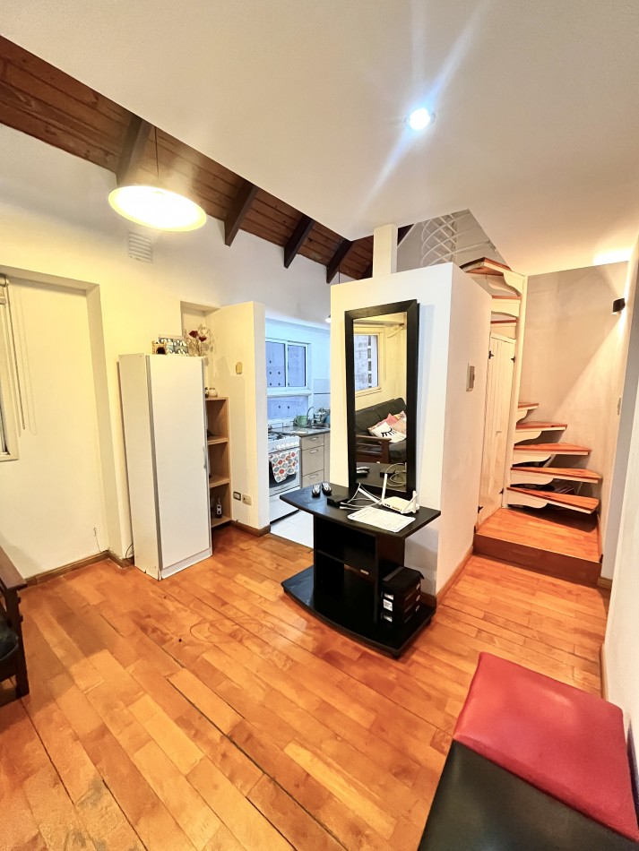 VENTA | 2 HABITACIONES + COMODIN | 3 DE FEBRERO 66